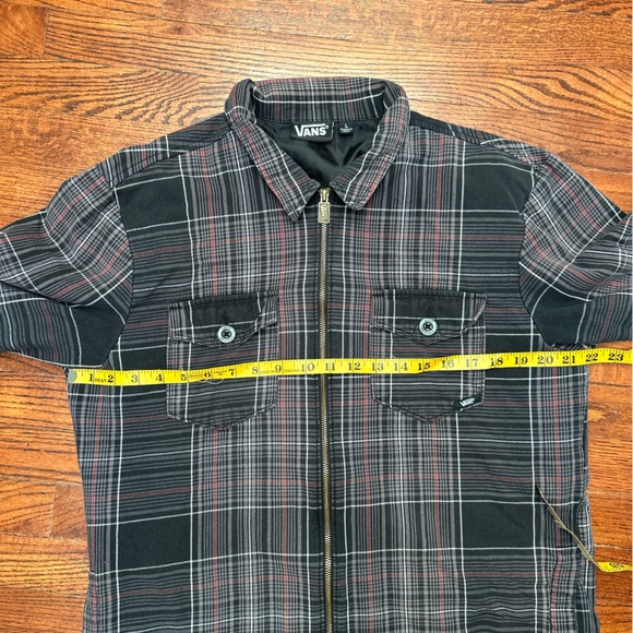 Vans Men's Black and Red Plaid Shirt Jacket - Picture 4 of 7